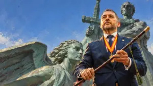 Bermúdez llevará a los tribunales la orden de retirar el Monumento a la Paz